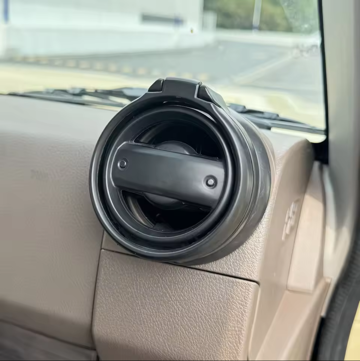 79 Series Airvent Cupholder